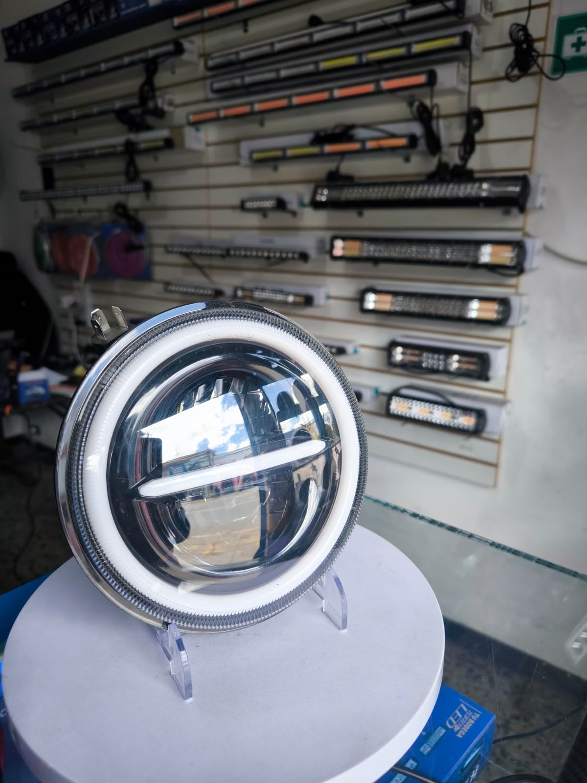 Miniatura 4 de FAROLA 7 PULGADAS (TB054)